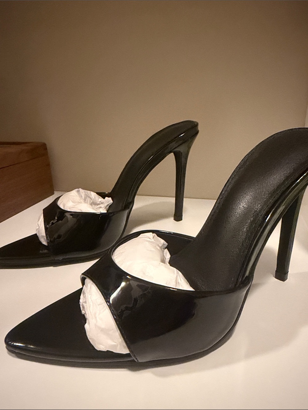 NWT STILETTO BLACK SANDAL